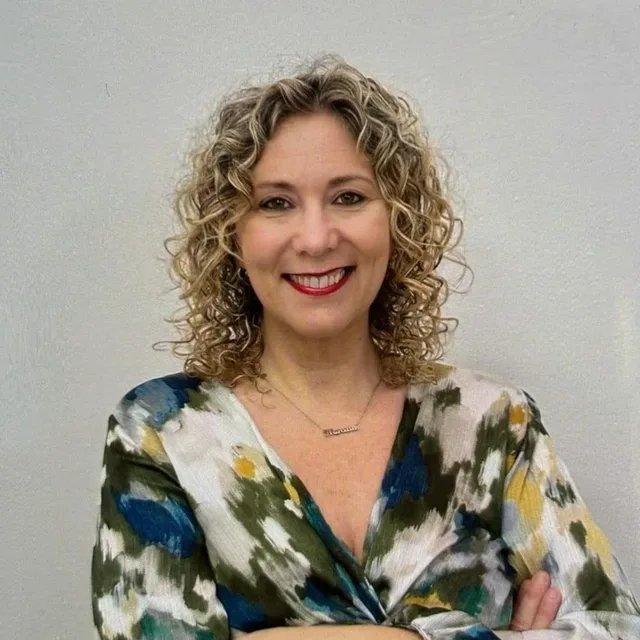 Mercedes Fernández, Funcionaria de Prisiones